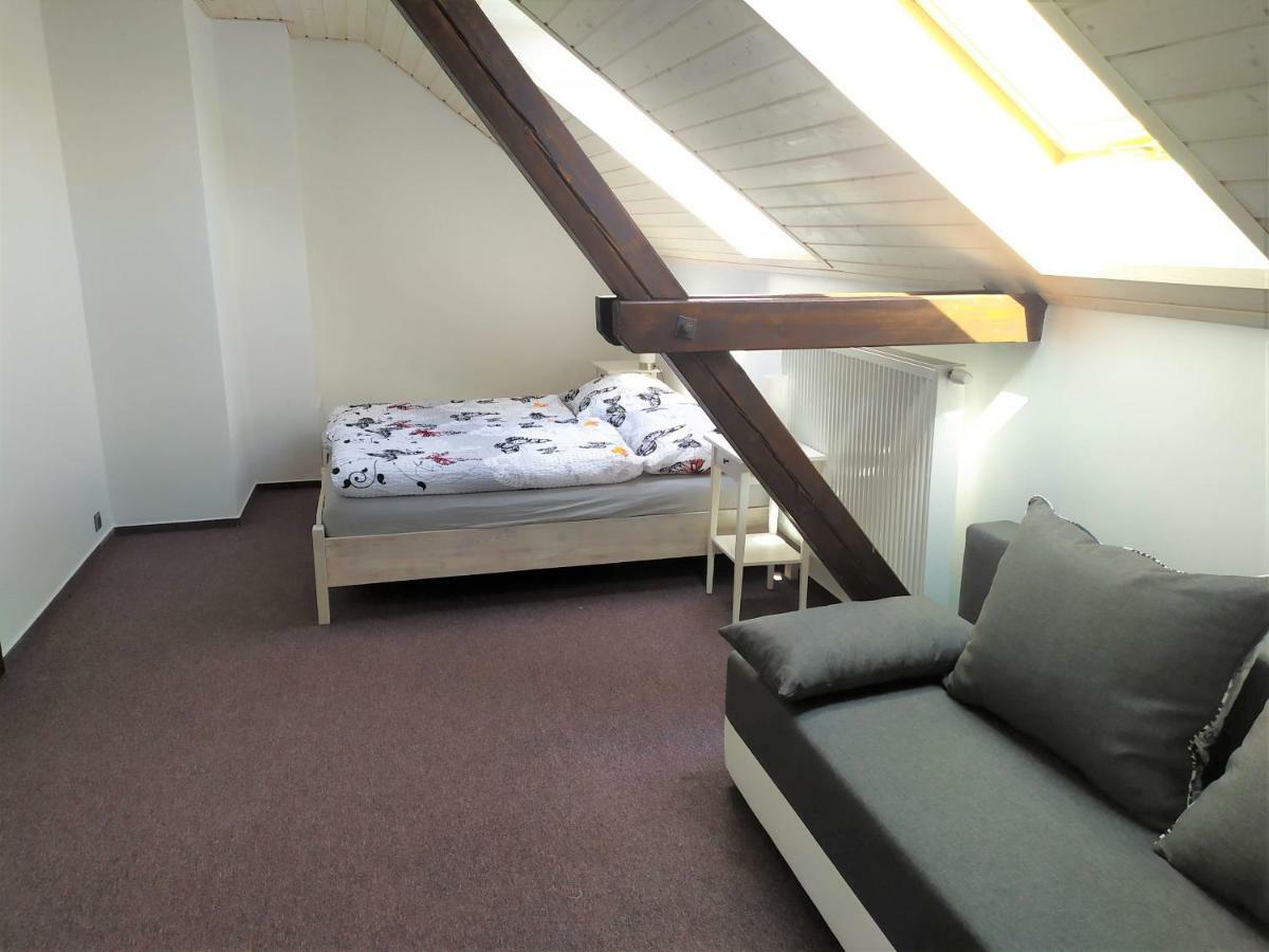 Statek Cesky Dvur Hotel Postupice Kültér fotó